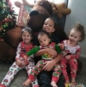 Meet your Posher, Felicia